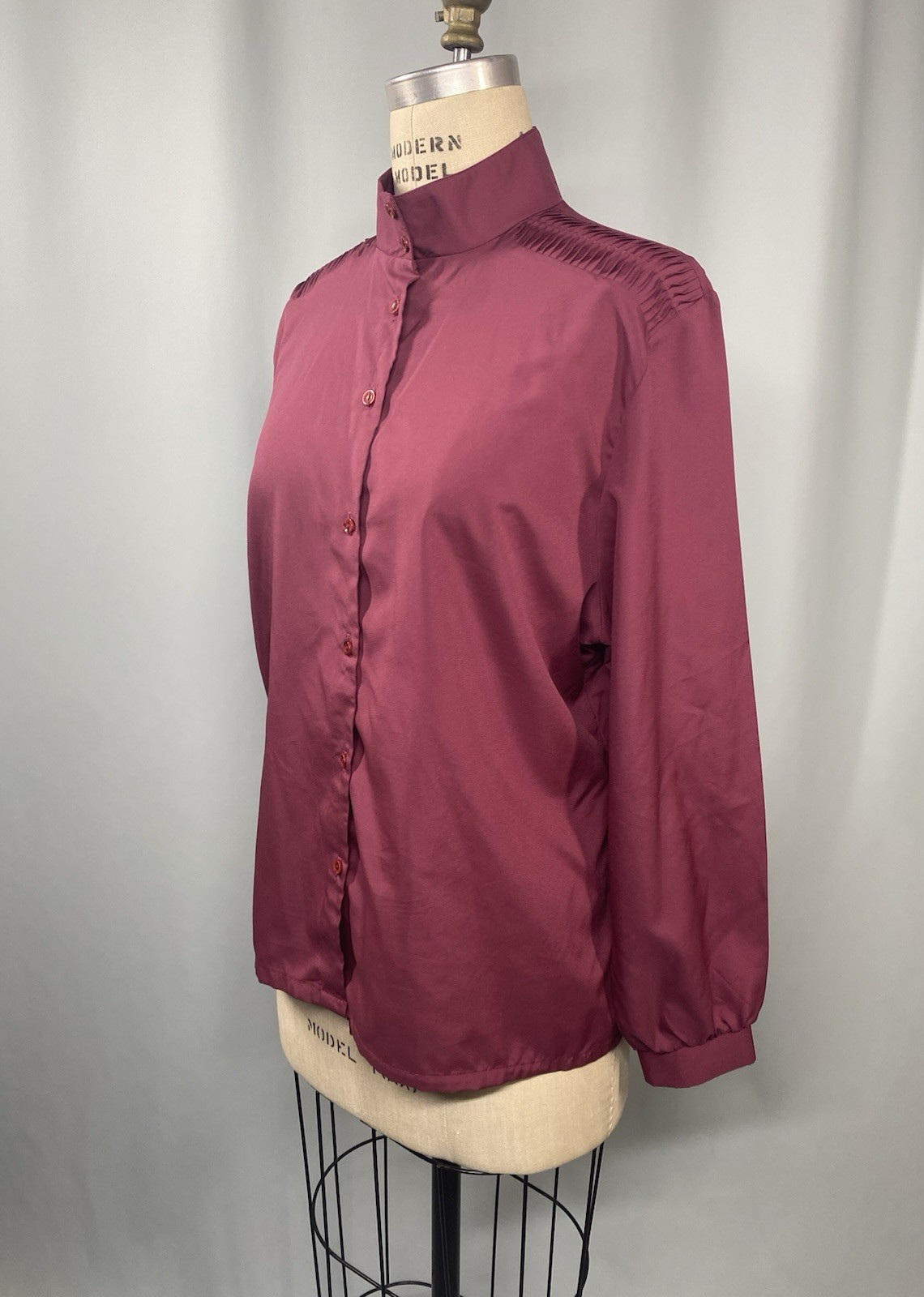 Vintage Blouse SIZE EXTRA LARGE burgundy high neck MISS FASHION 70s 80s classic