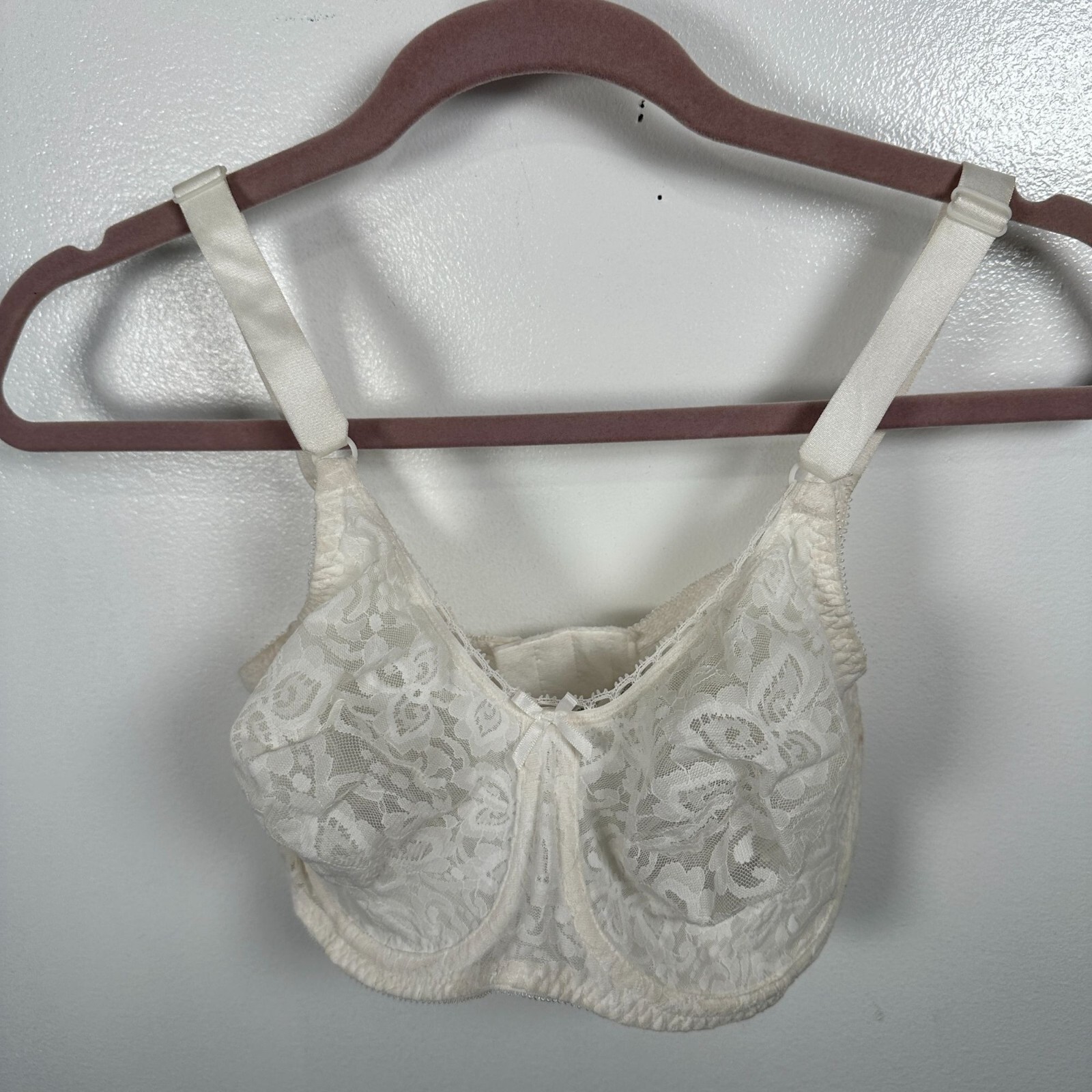 Vintage Bali 34DD Bra Lace 3432 Underwire Ivory Stretch Sheer Sexy Adjustable