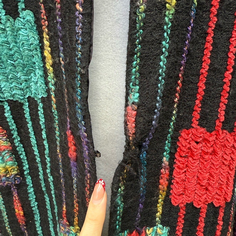 Vintage knitted multicolor patchwork black red green cardigan jacket