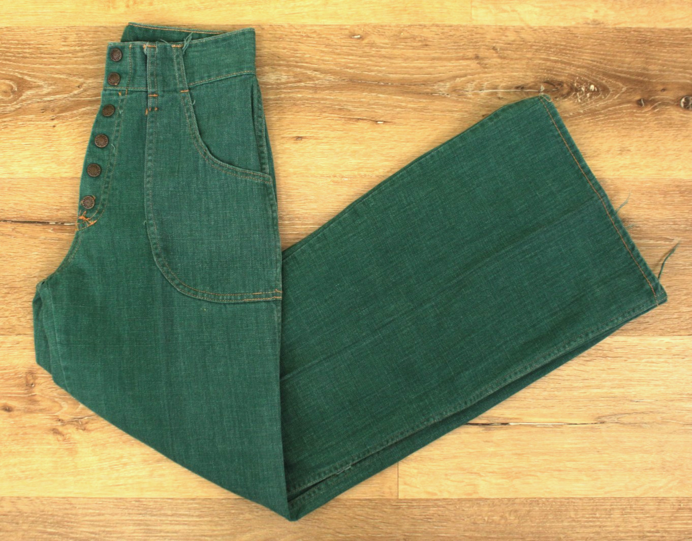 VTG Womens 70s Hunter Green Denim Snap Button Fly Bell Bottom Jeans Sz 28″ 1970s