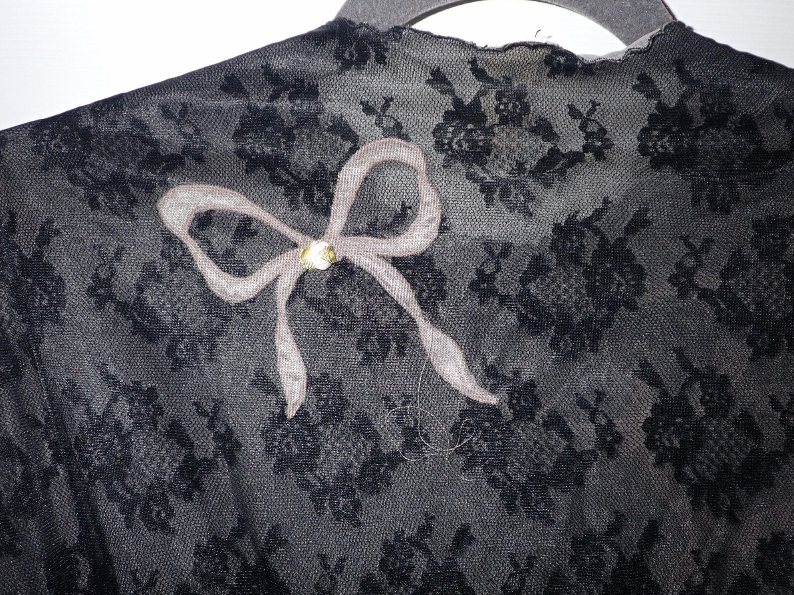 Vintage EYEFUL by „FLAUMS” Medium M PEIGNOIR Robe Cover Black & Pink Ribbon