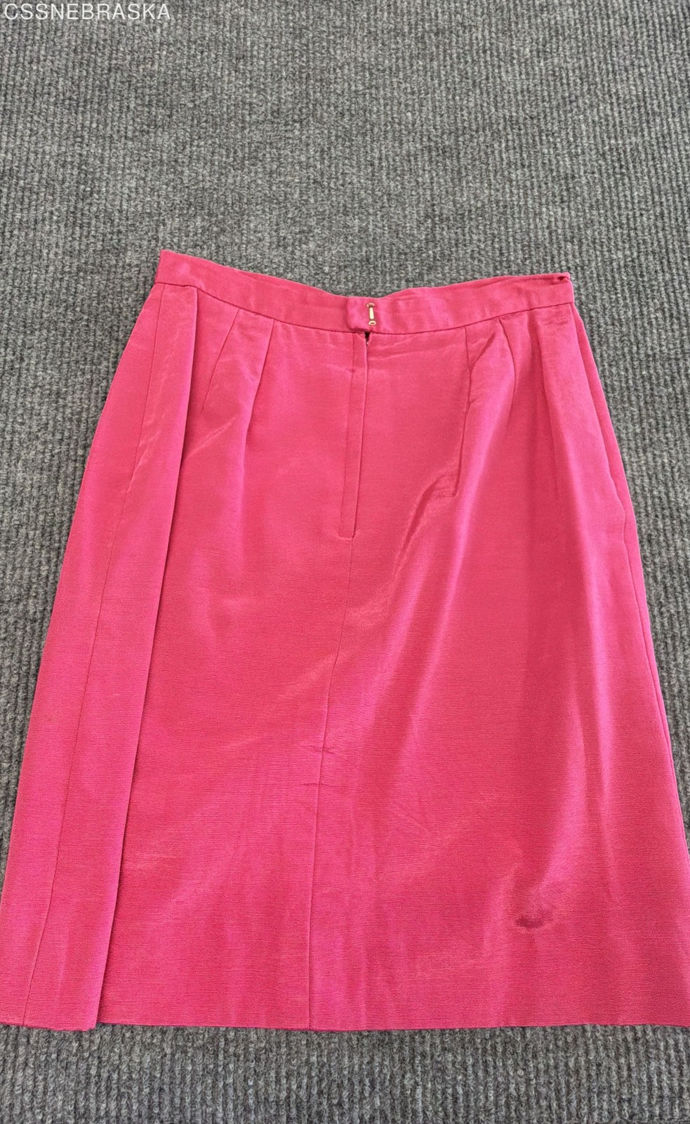 Victor Costa Women’s Vintage 80s 2-Piece Skirt Suit Pink Puff Sleeve Jewel