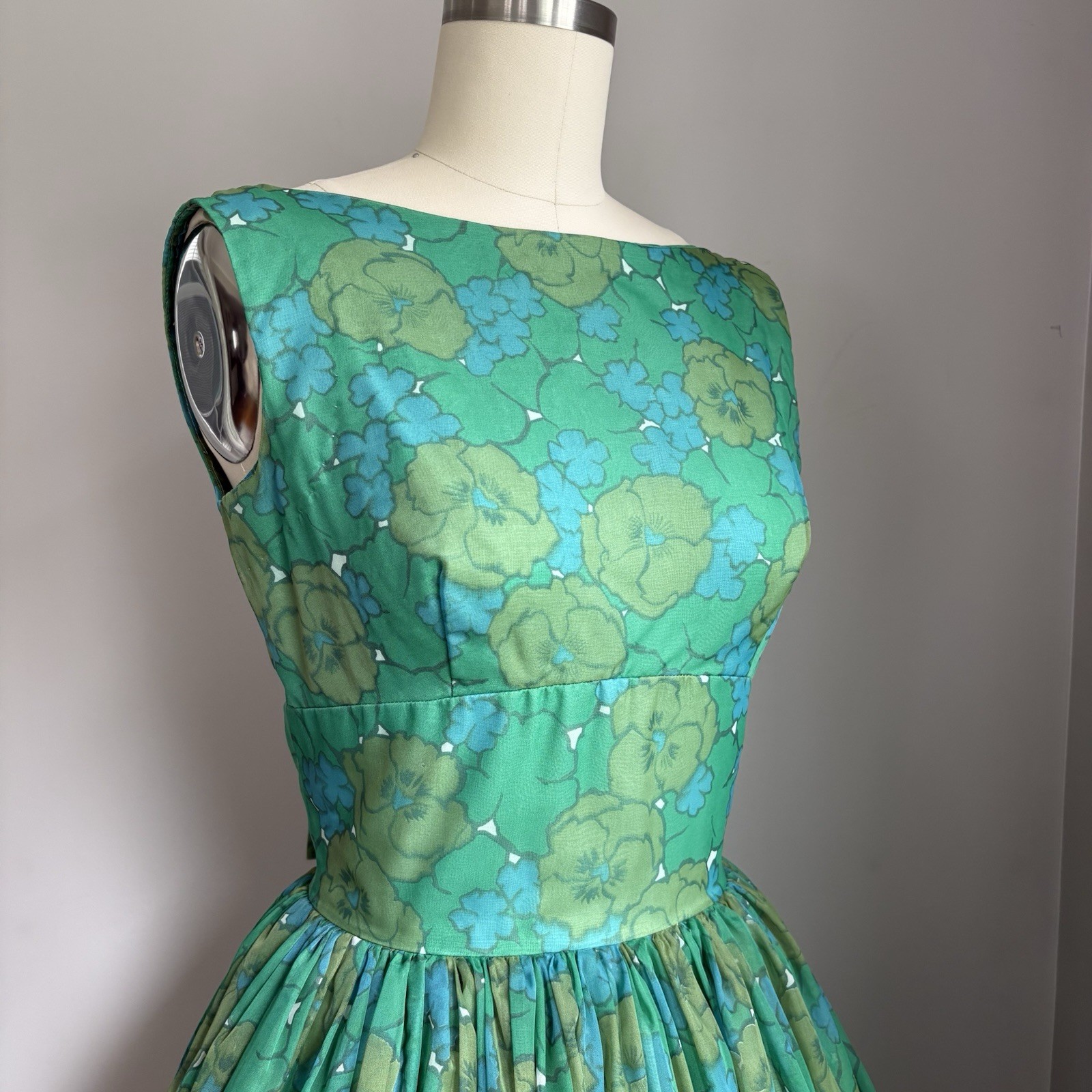 Vintage early 1960’s Blue & Green Floral Chiffon Rockabilly Pinup Party Dress XS