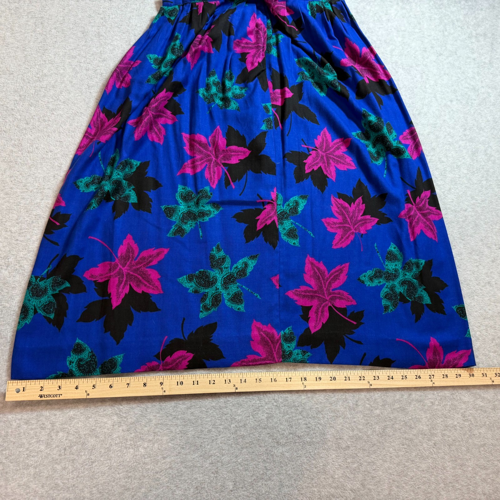 Vintage 80s/90s Vibrant Leaf Print Pleated Midi Skirt Royal Blue, Magenta & Teal
