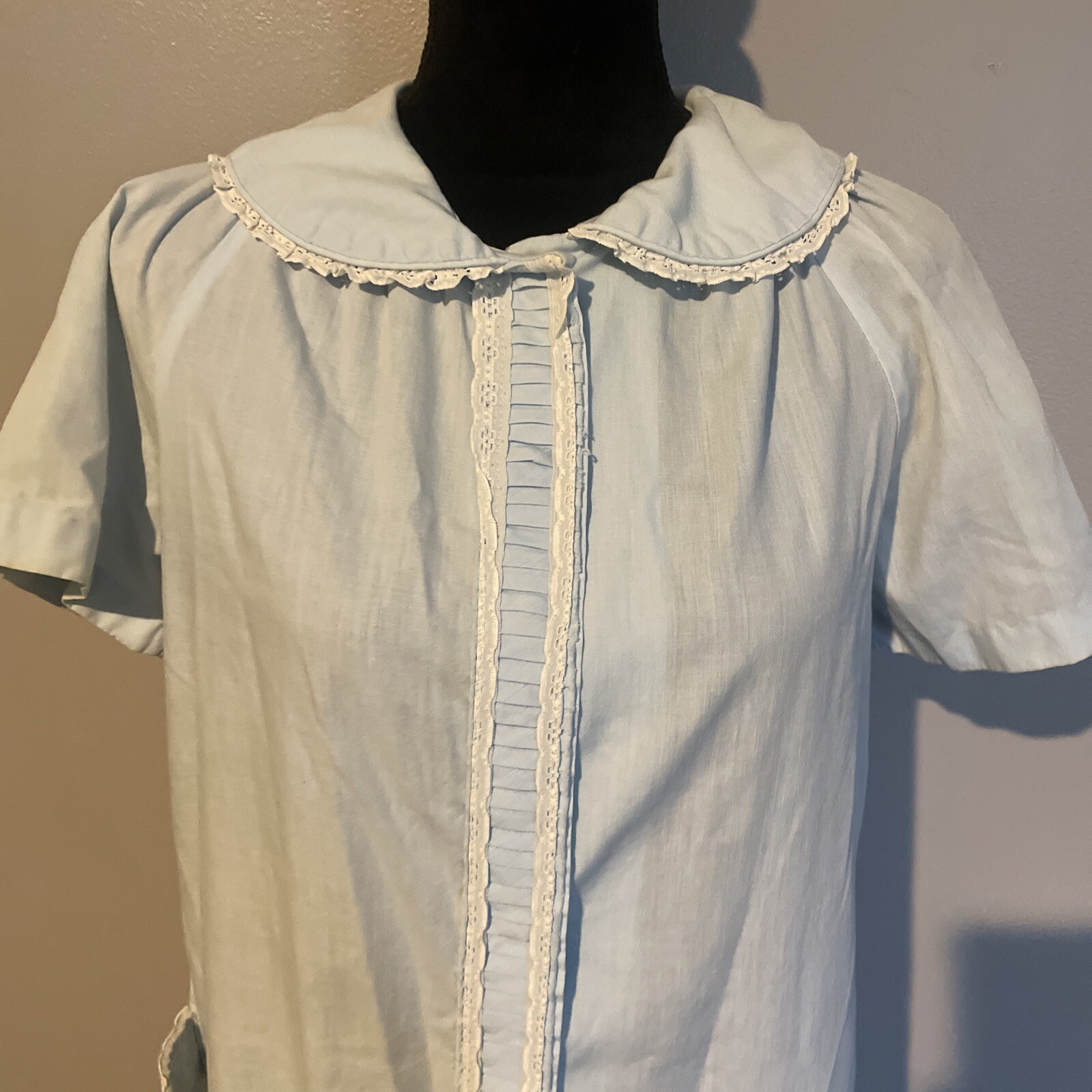 Dan Ellen House Dress Nightgown Light Blue Lace Ruffled Trim Size Small Collared