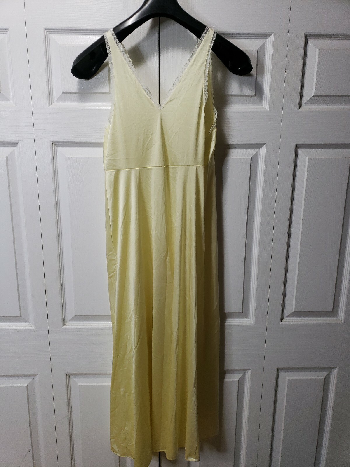 L Jolie Two Vintage Lingerie Satan Yellow Gown Size M.