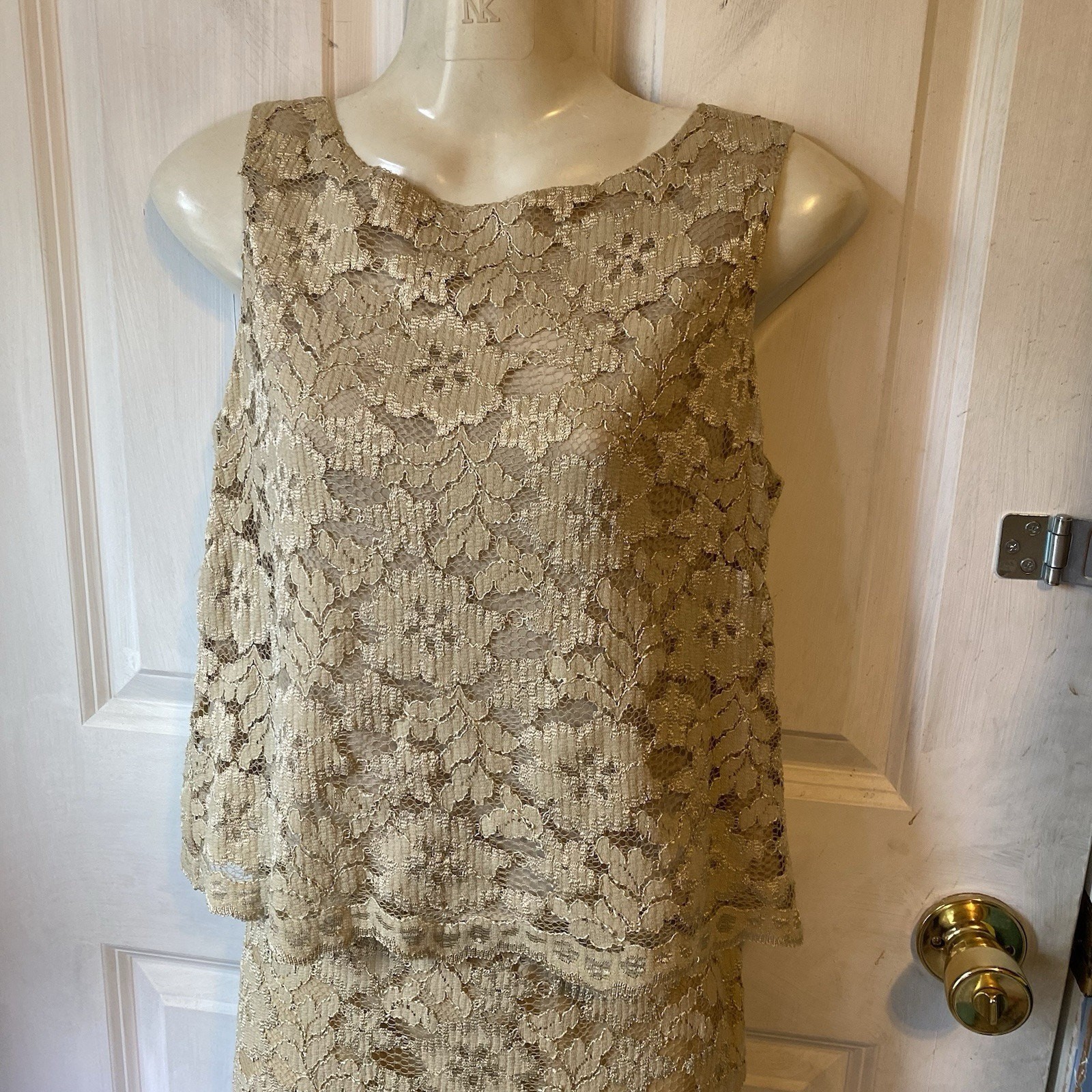 VTG Jones New York Outfit Set Skirt & Top Sz 4P/6P Cream Lace Formal Evening