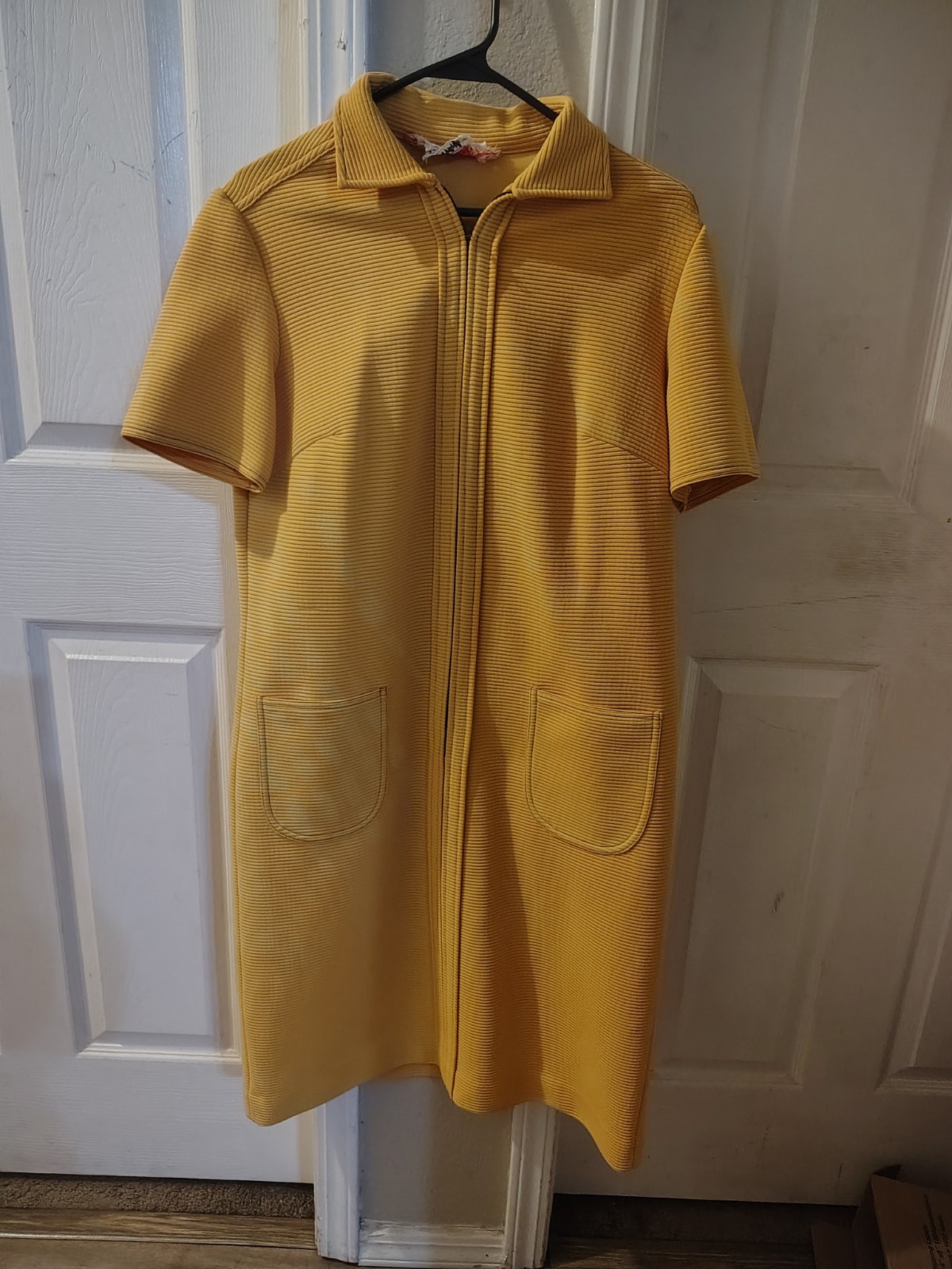 Vtg 60s 70s Route One Coast to Coast Yellow Ribbed Knit Zip Front Shift Dress