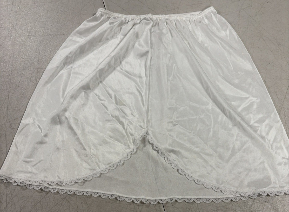 Adonna Mini Half Slip Vintage Lingerie 17 ¾” White Antron With Lace Size Medium