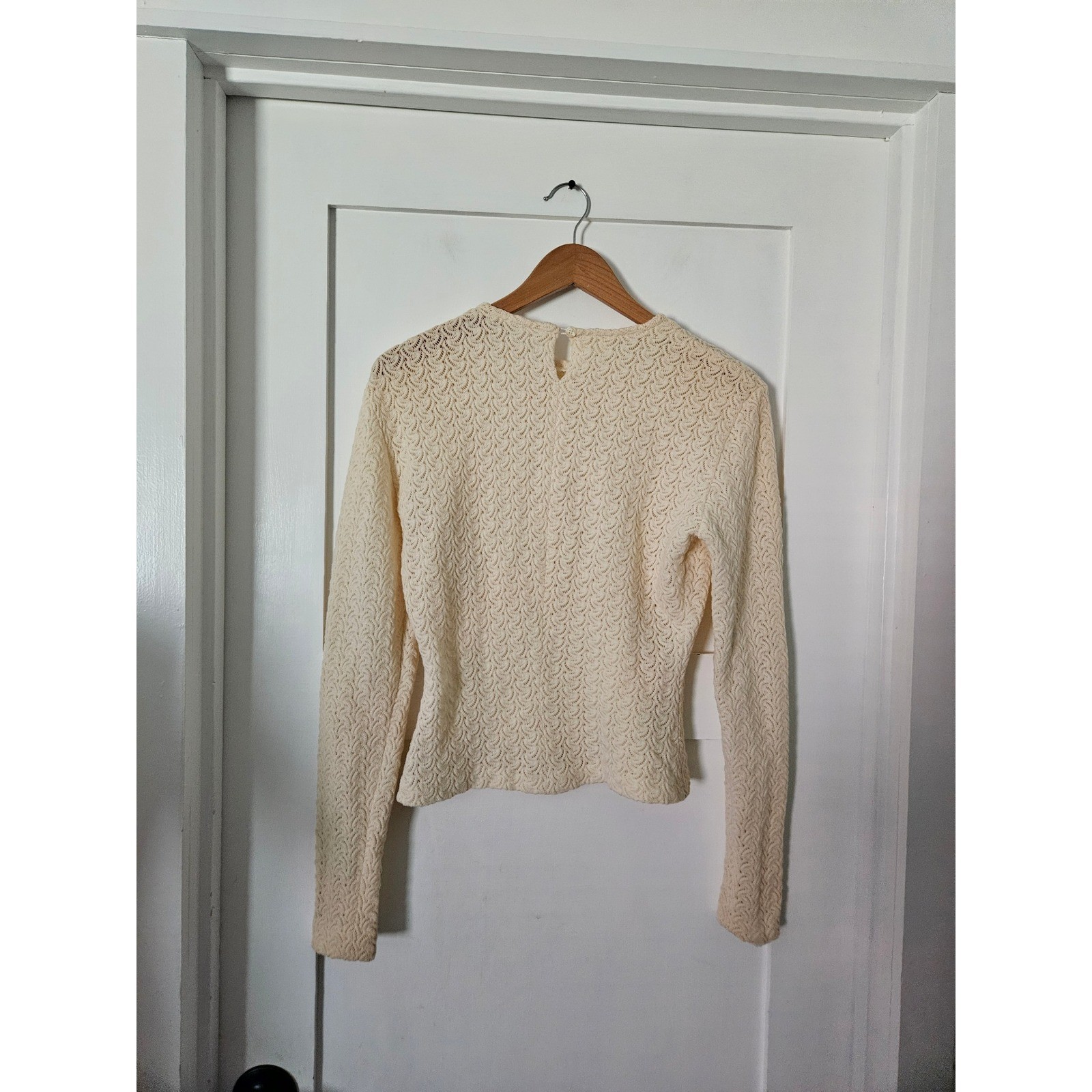 Vintage 100% Wool Cream Open Knit Long Sleeve Sweater Top Size Medium