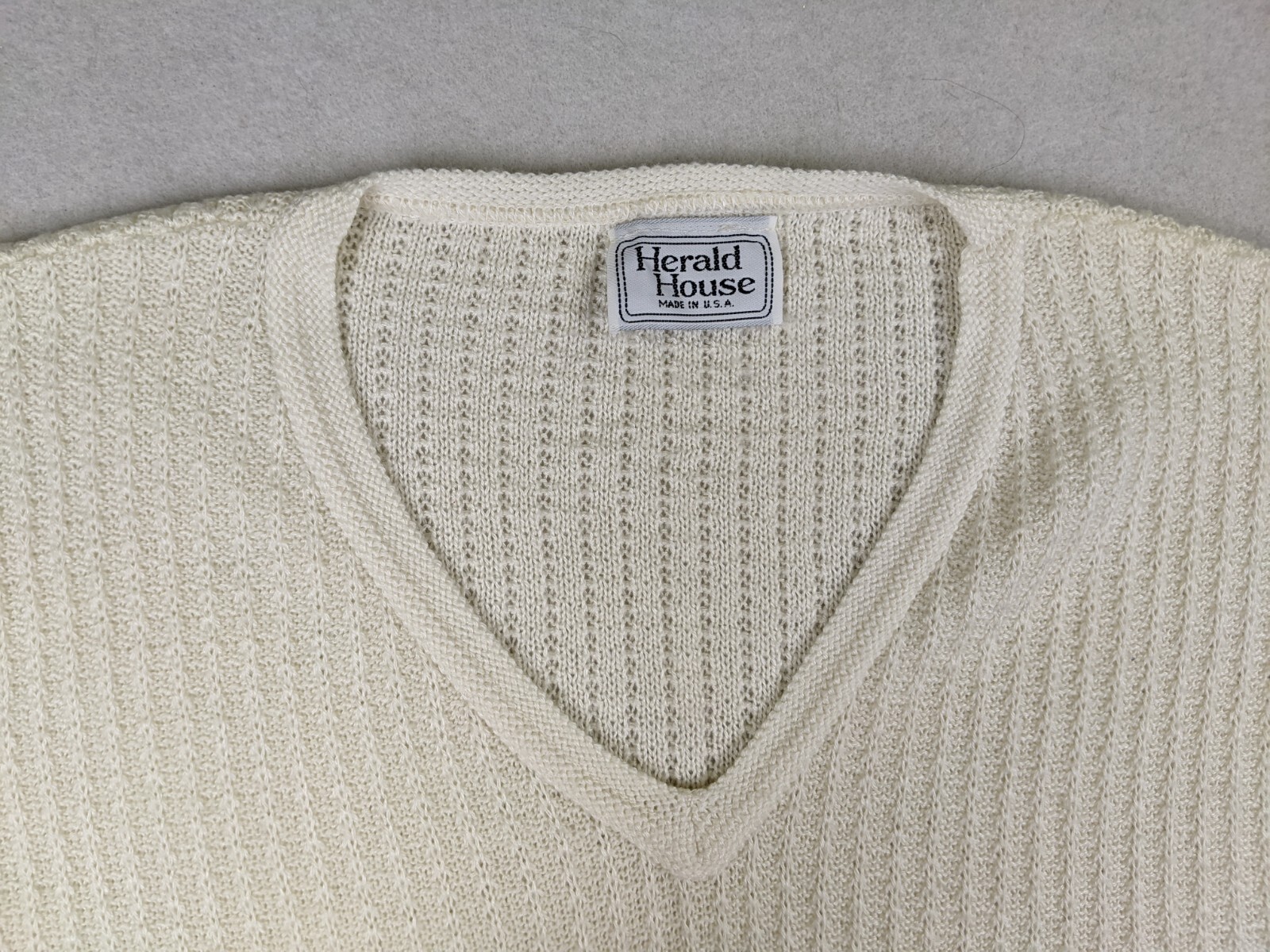Herald House Women’s Sweater Vest Size Large Vintage Ivory Lightweight
