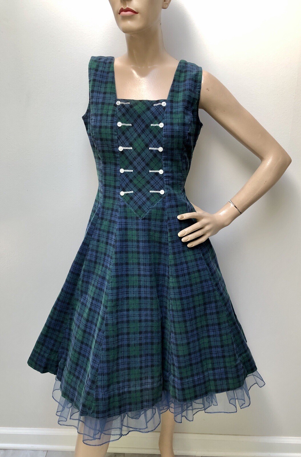 VTG 1950s Schoolgirl-Ingenue *TARTAN PLAID CORDUROY Audrey-Style JUMPER DRESS*