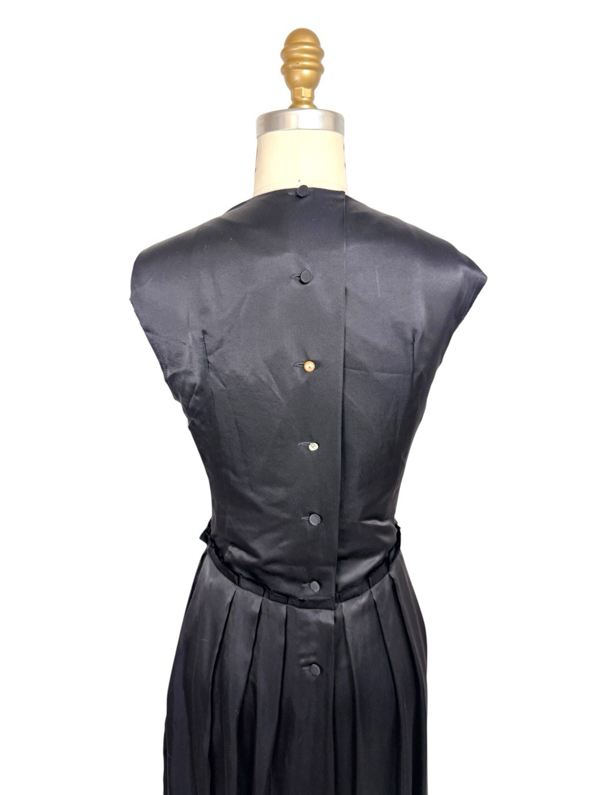 Lanvin Hiver 2005 Black Satin Rosette Pleated Dress