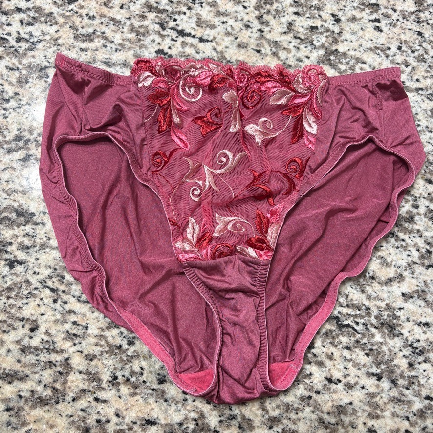 Vintage Soma Sensuous Lace High Leg Bikini Panty Mauve Pink Size M RN 79984