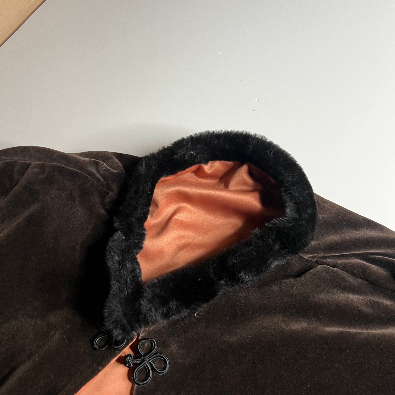 Vintage Brown Velvet Evening Cape Faux Fur Collar Frog Closure 1950s 1960s Wrap