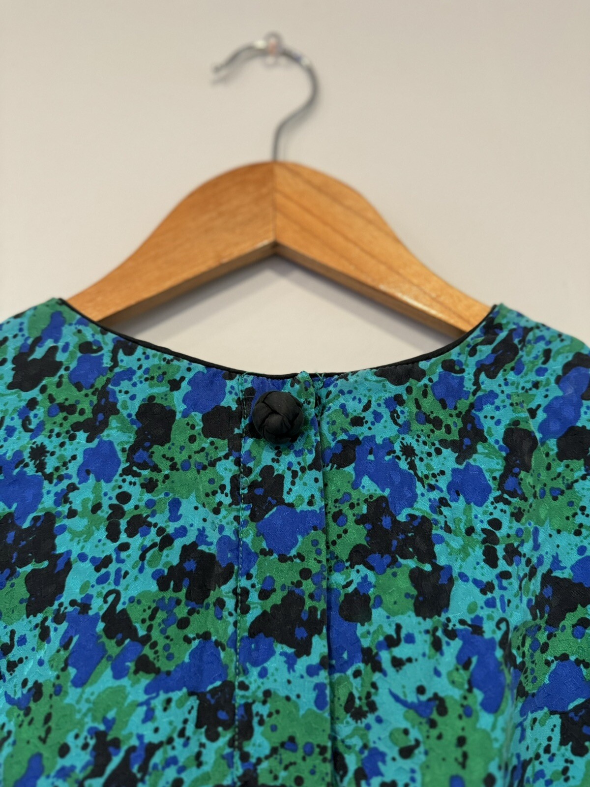 Flora Kung Vintage Top Blue And Green And Black. Size 14