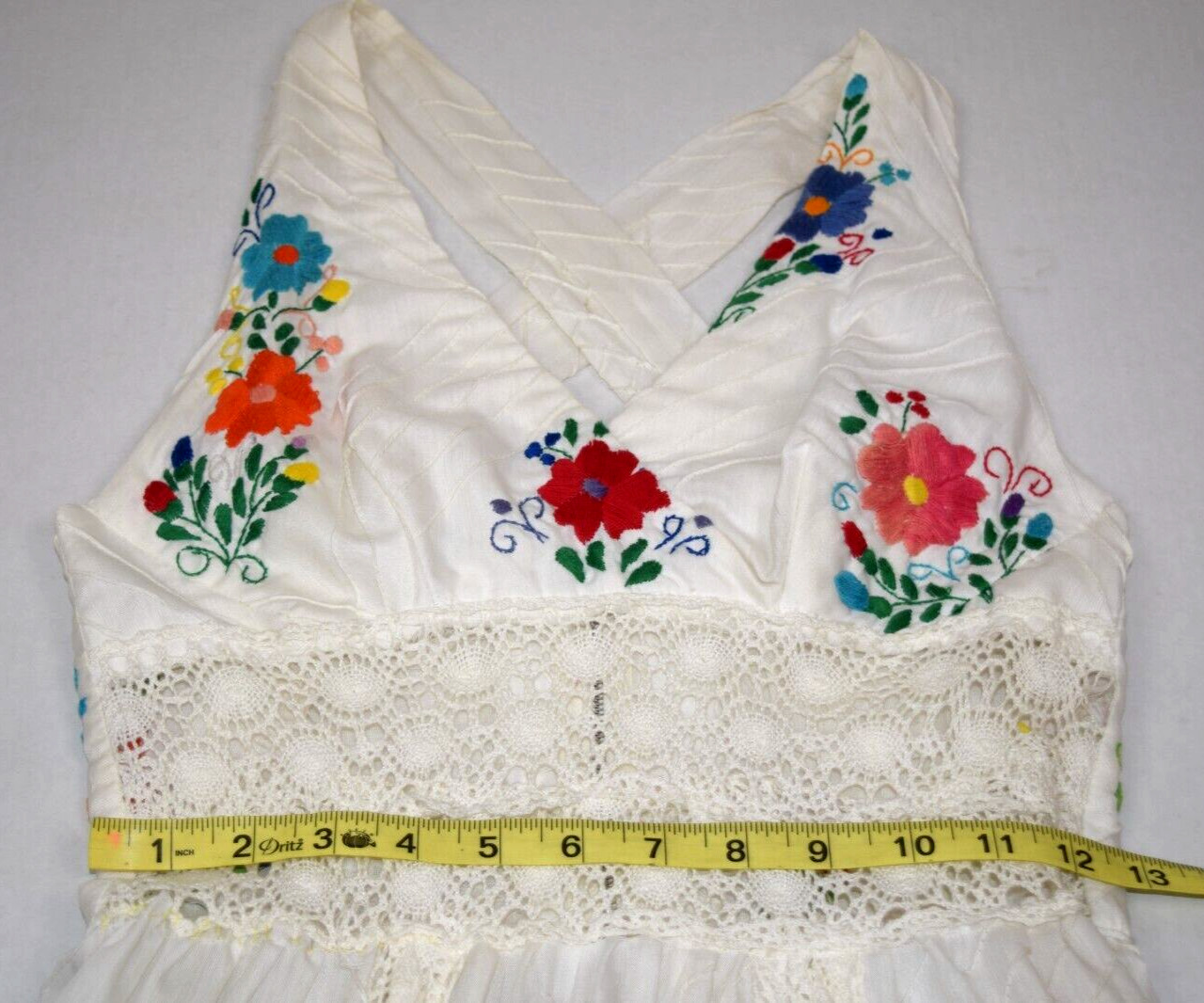 Vintage Dress Size S/M 70s White Crochet Colorful Floral Embroidery Empire Waist