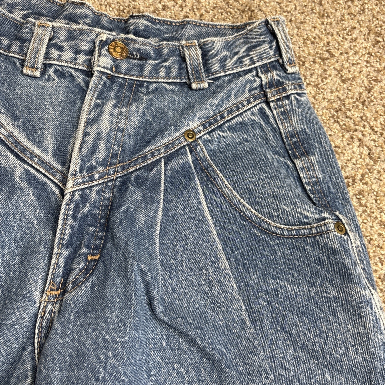 Zena Denim Jeans Women 9 Fits 24 X 28.5 Taper Leg Pleated VTG 90’s