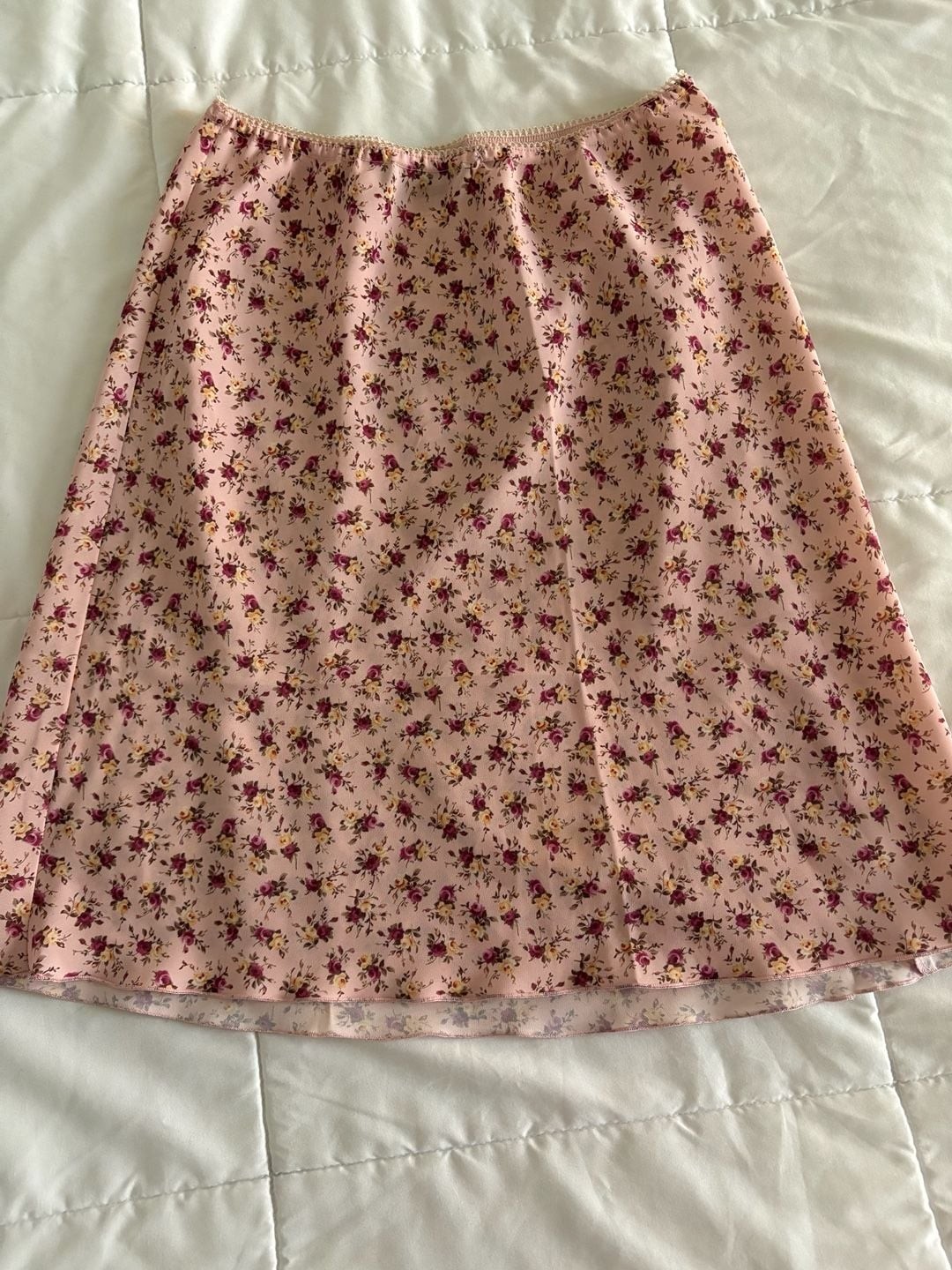 Vintage 90s 35th & 10th Pink Floral Ditsy Print Midi Skirt with Lace Trim