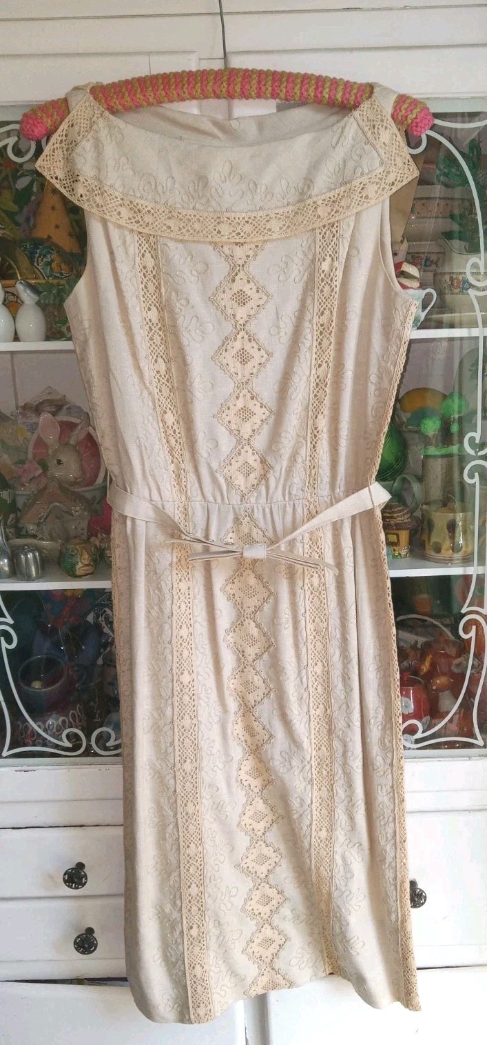 Vintage 1950s Irish Linen Shift Wiggle Dress Carlye Moygashel Size S/M (27w 36b)