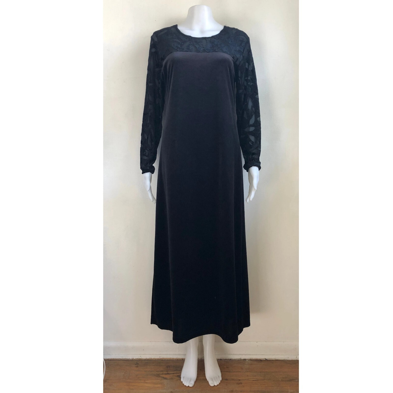 Vintage Black Flocked Velvet Dress Size Small/Medium 1990s Diane Von Furstenberg