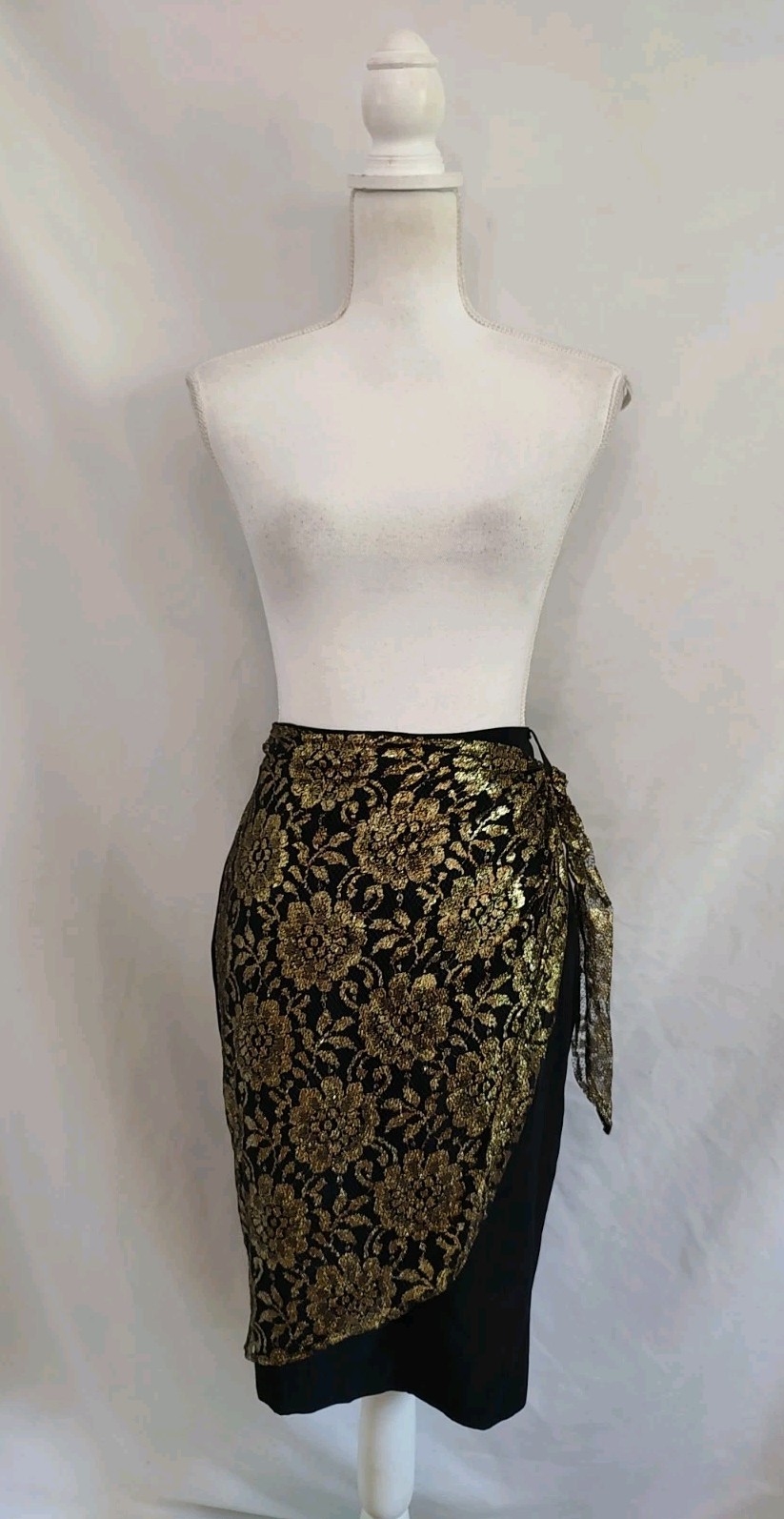 80’s Vintage Skirt Diana Marco Gold Metallic Lace Wrap Black Pencil Cut Sz 16