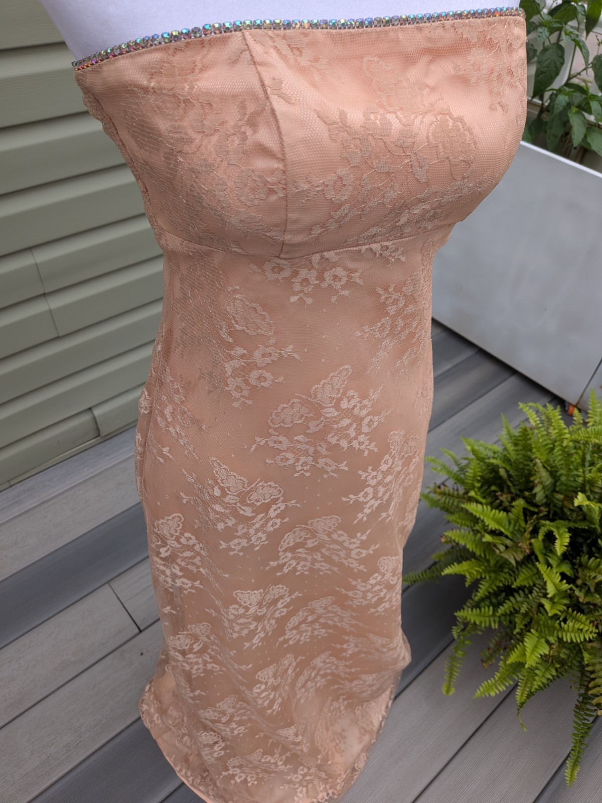Vintage ’90S Niki Zum Zum Lace Dress Cream Color Zipper And Eyelet Back