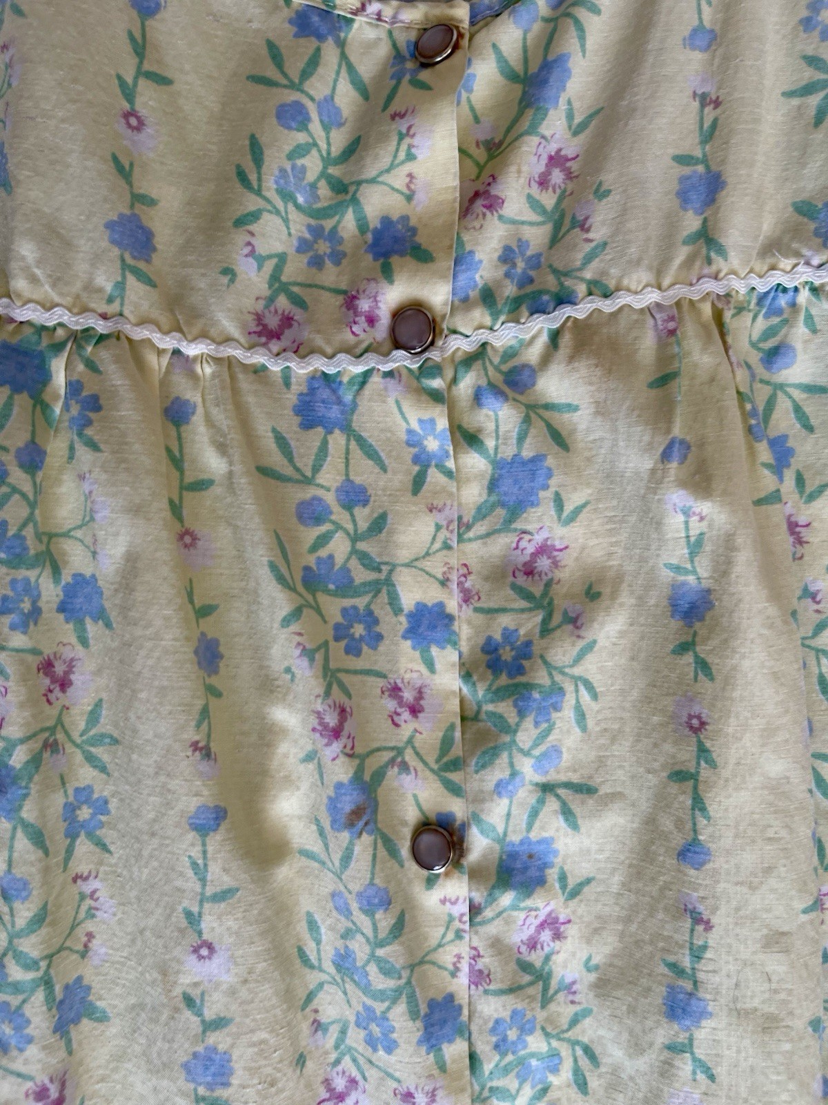 Vintage 70’s Floral Casual Nights Womens Large Yellow Housecoat With Pockets