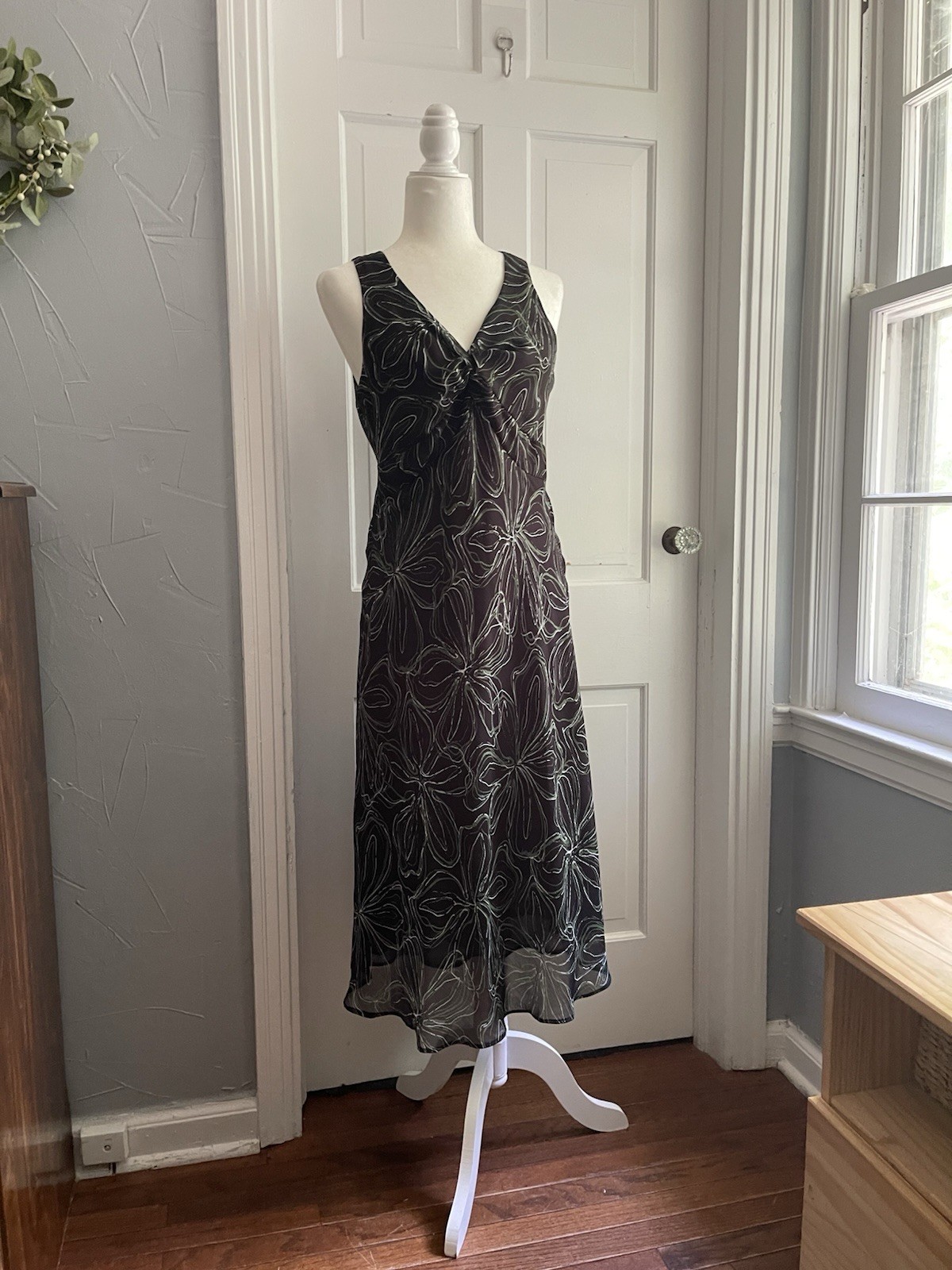 Vintage 90s/Y2k Midi Dress – Size 10 – Black And Green Floral Whimsy Dress