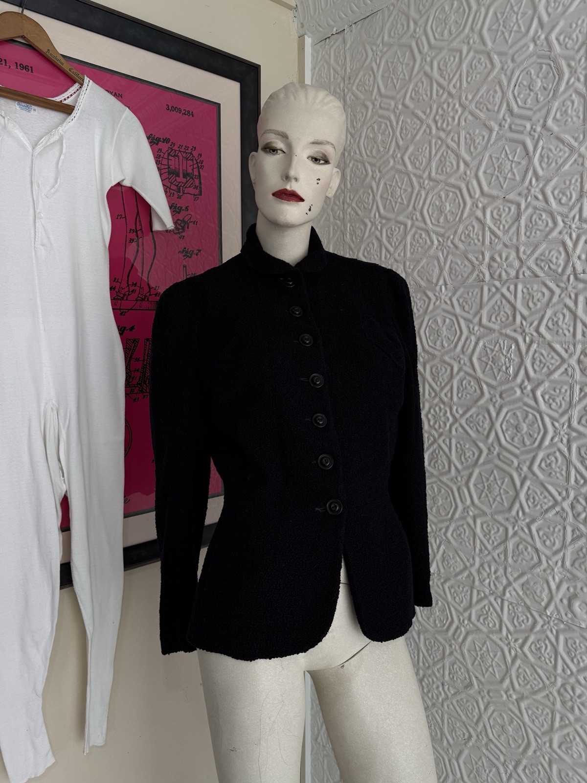 Vintage 1940s women’s black wool boucle jacket-Tailored gothic vamp Antique Fall