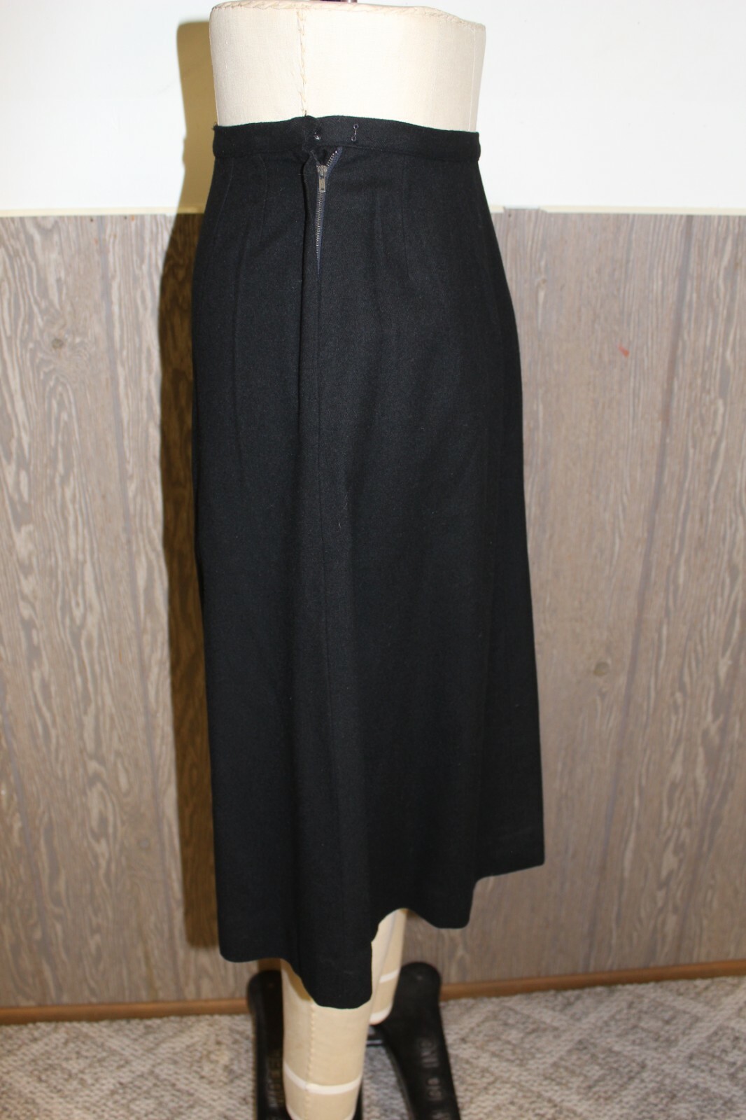 VTG 60s EVAN-PICONE BLACK WOOL A-LINE WIGGLE PENCIL SKIRT 25 1/4″W