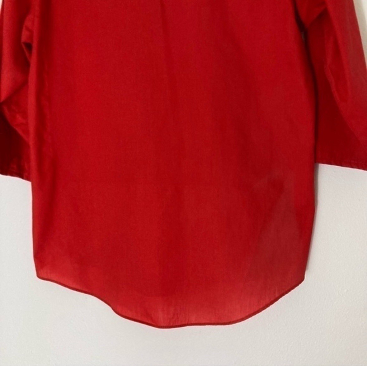 Vintage Las Olas red strawberry rhinestone appliqué button up shirt size Medium