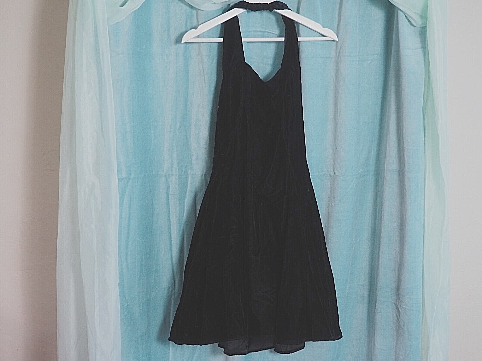 VTG 70s Positively Ellen USA Union Black Velvet Halter Open Back Mini Dress Sz 8