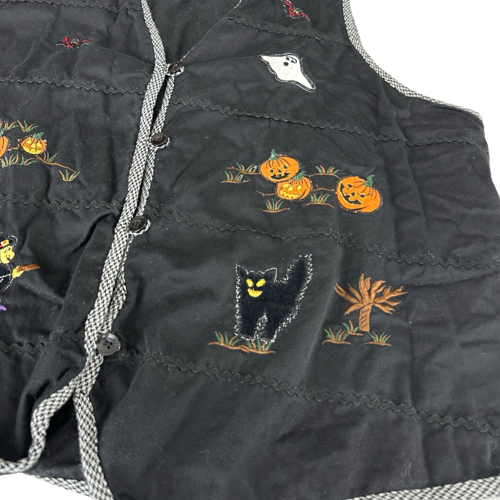 Vintage Womens Vest Size 1X Black Halloween Pumpkins Ghost Cat Witch Embroidered