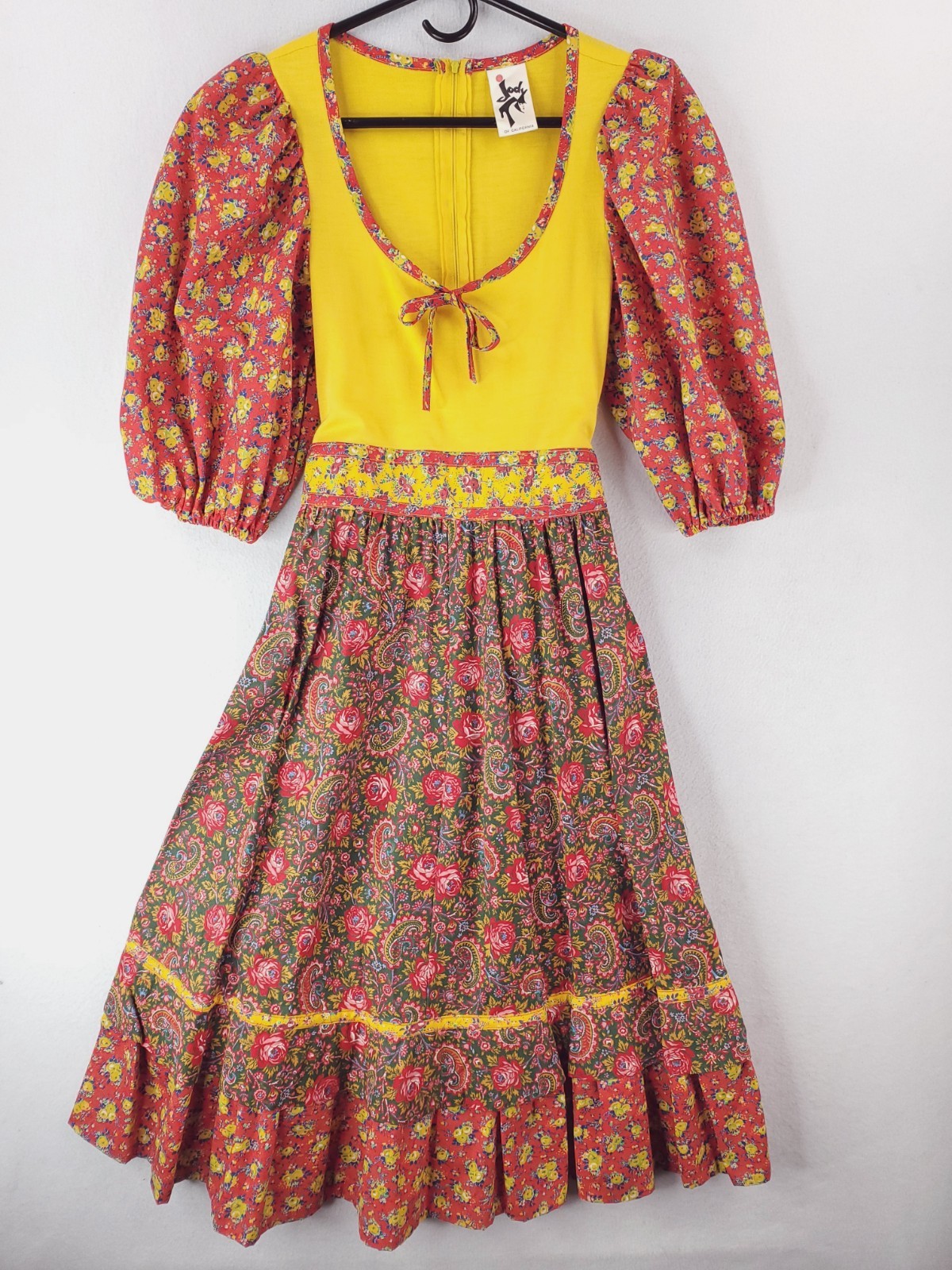 Vintage Jody T Prairie Dress Womens 9 Red Yellow Floral Patchwork Calico 70s