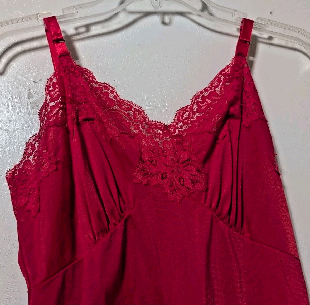 Vintage Shadowline RED 100% Nylon Lace Full Slip Size 34 Short