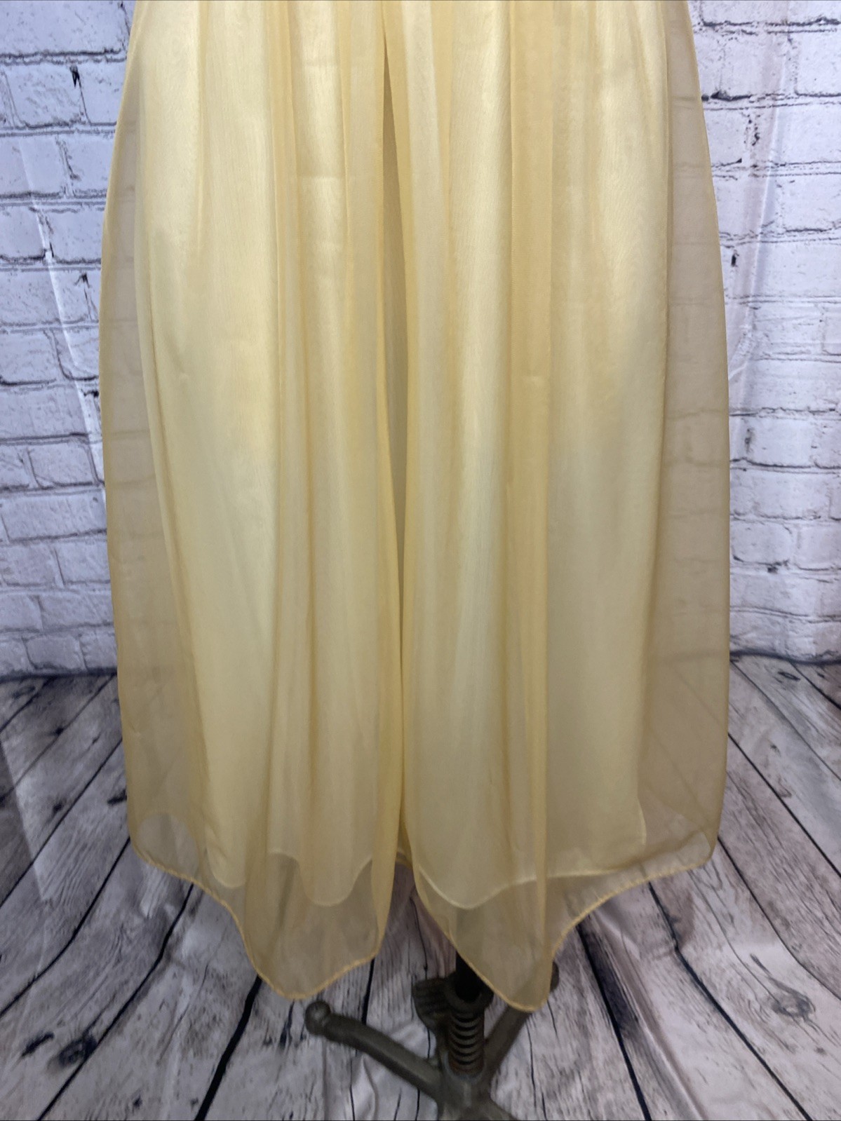 Vintage 50’s Vanity Fair Nightgown Double Nylon Tricot Beige Nude Lace 32