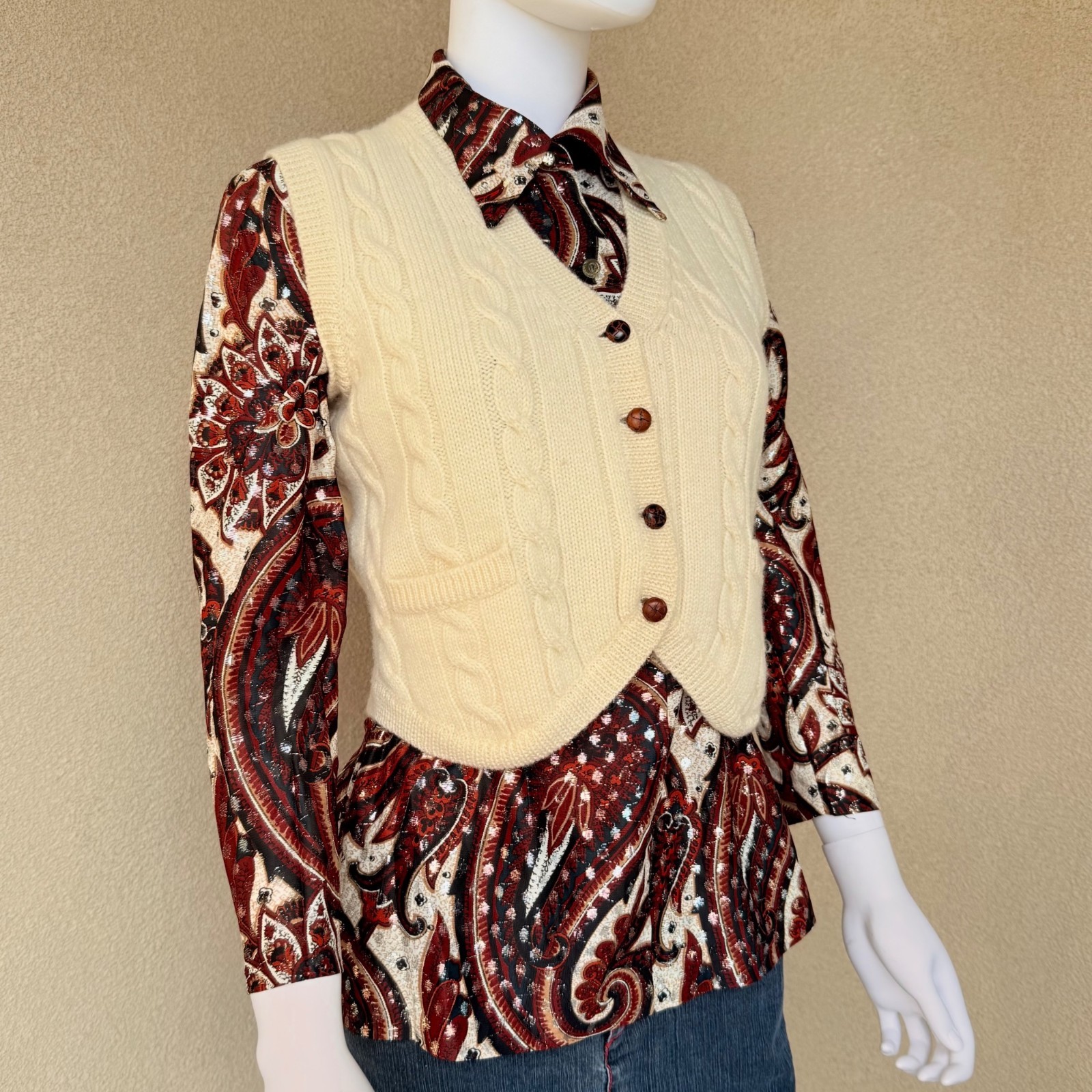 Brooks Brothers 70s Cream of the Cropped Cable-Knit Sweater Vest -M