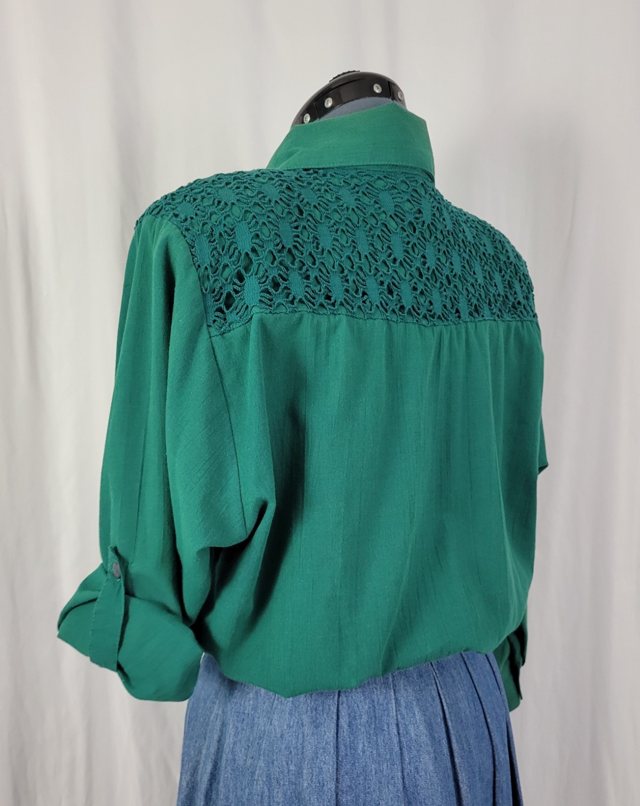 Vintage Tapestry Green Button Down Shirt w Lace Accented Yoke & Pocket Size PM