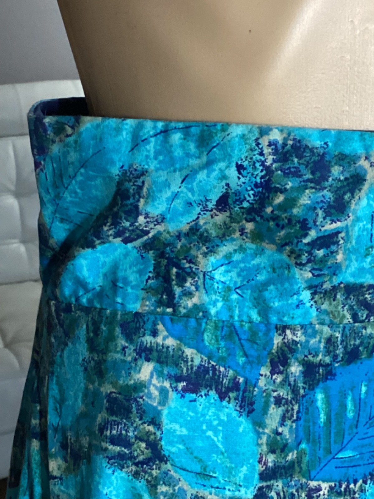Vintage 50s 60s Turquoise Blue Leaf Pattern Cotton Long Maxi Skirt