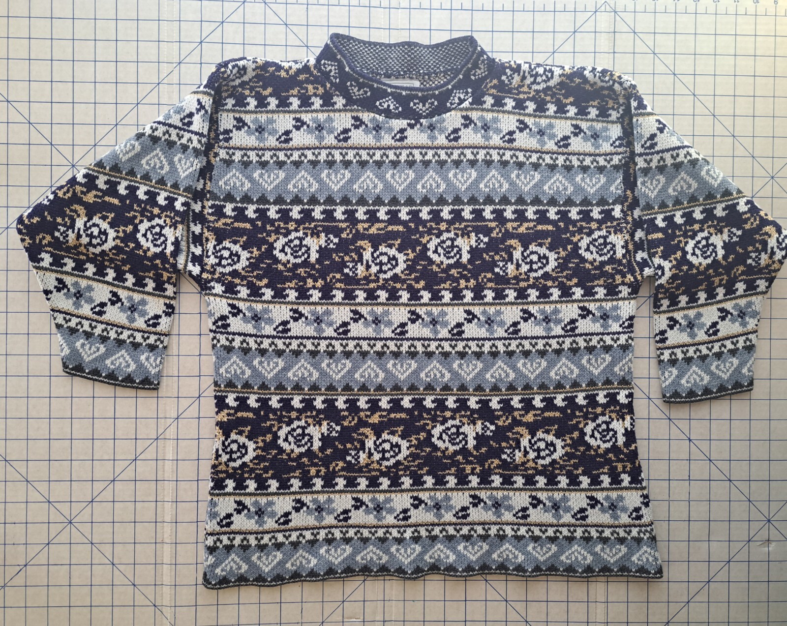 Vintage 90s Women’s Sweater Arielle Gray Gold Navy Size Medium USA MADE BIN03