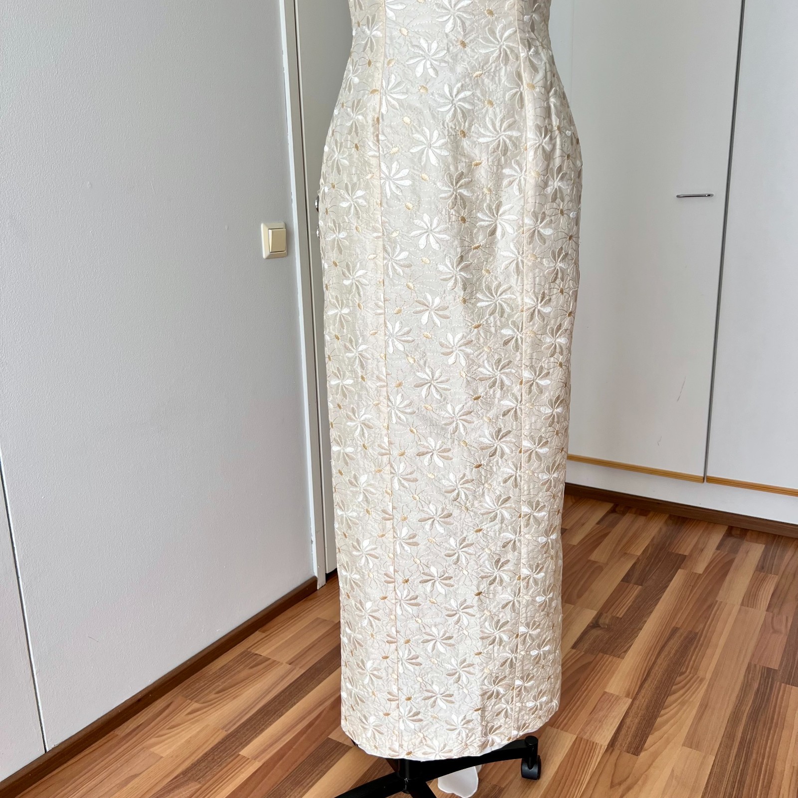 100% Silk Vintage Halter Neck Wedding Dress Minimalist Backless Bridal Gown EU38