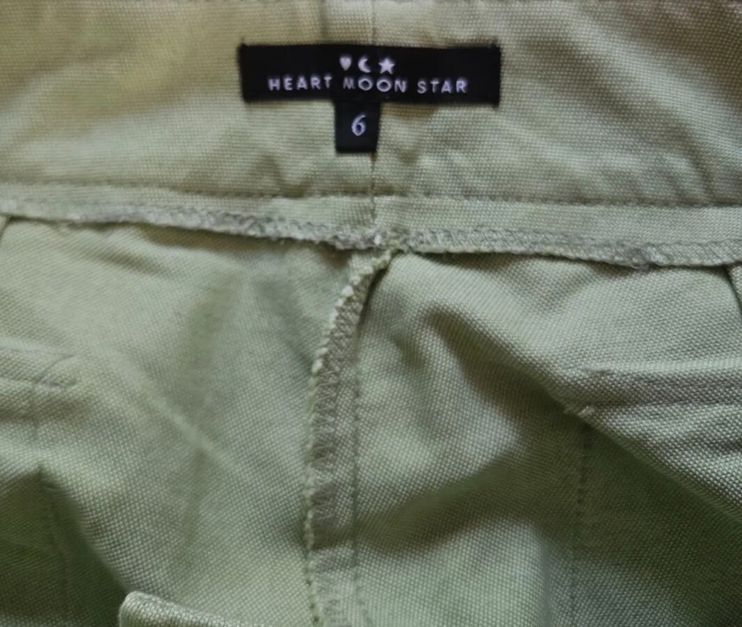 Heart Moon Star Women Capri Pants Green Size 6