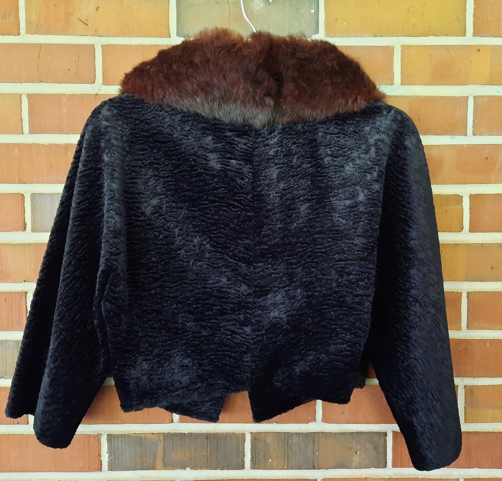 Vintage 60s Small Cropped Crinkle Jacket Fur Collar Ladies Garment Workers Union