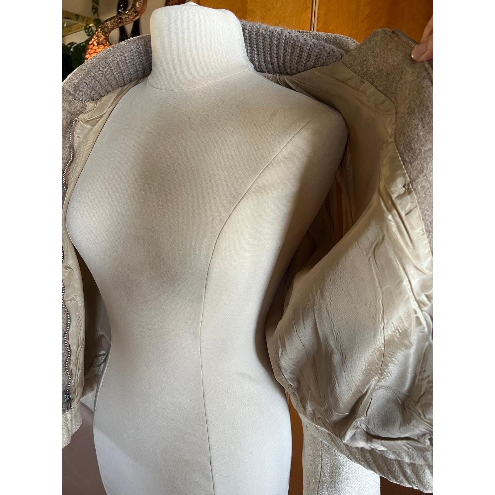 Vintage 70s Cream Wool Pleated Sunburst Jacket Puff Shoulder Quiet Luxury