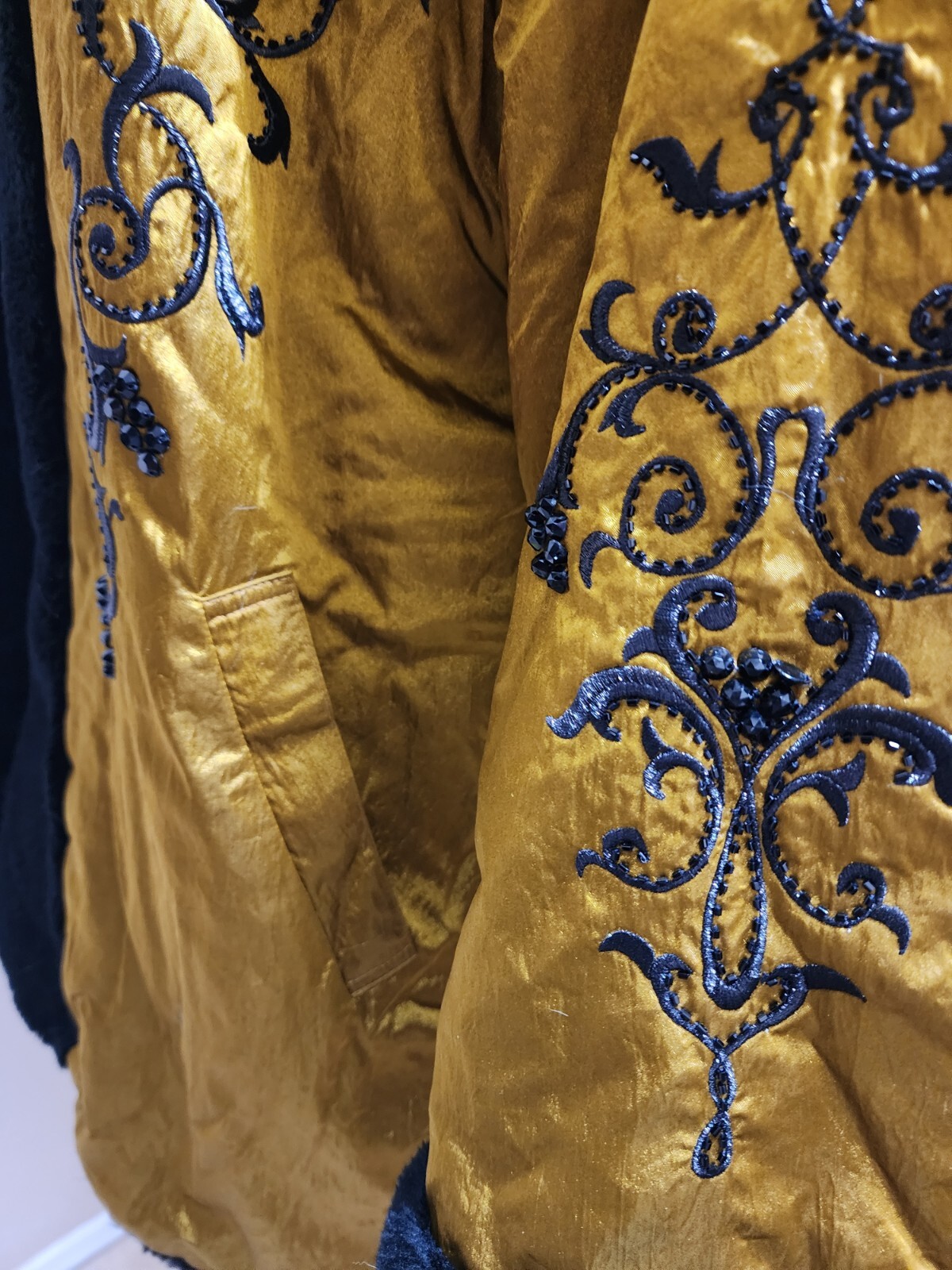 Vintage 1980s Ann Tjian Kenar Gold Fur Reversible Beaded Applique Coccoon Coat L