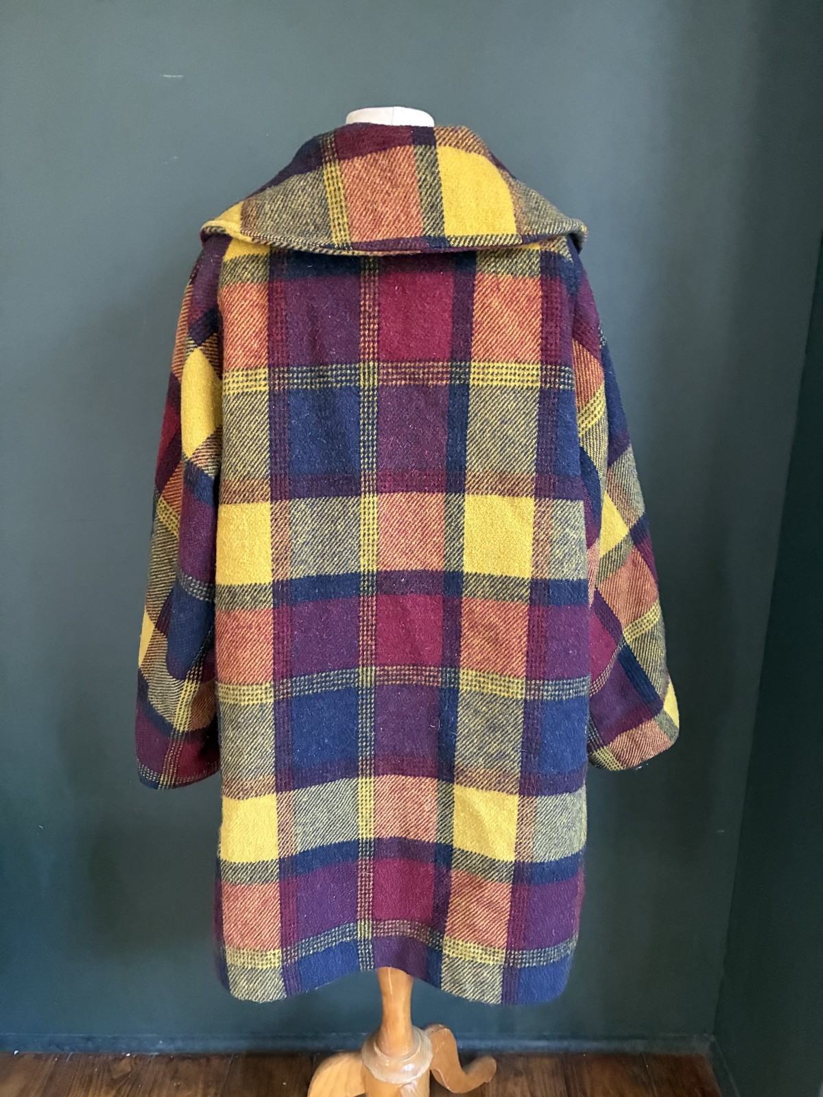 1960s Wool Swing Jacket Quilted LIning Fall Plaid Colors Juli de Roma (No Label)