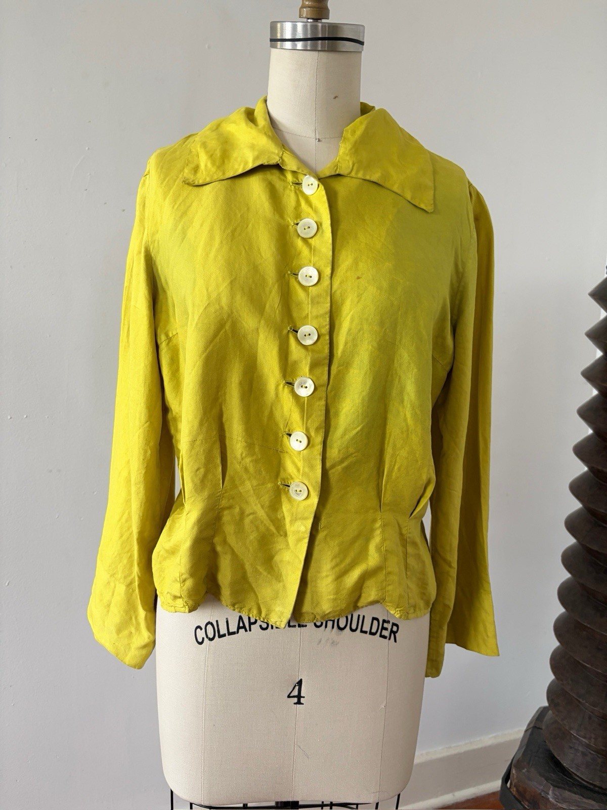 Vintage Antique 1920s 1930s Chartreuse Silk Trumpet Sleeve Blouse Shell Button S