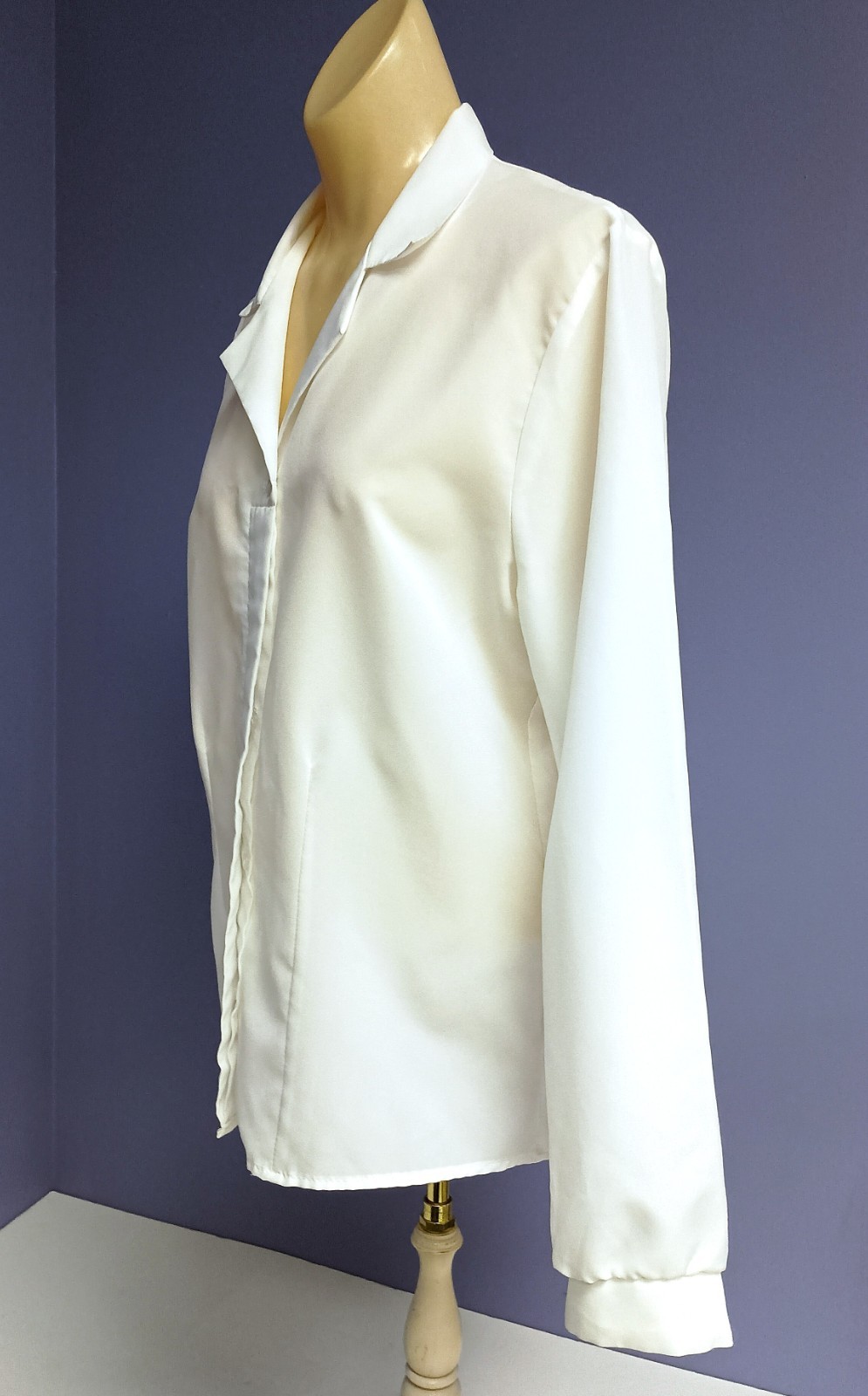 Vintage 80’s Harmal Ladies White Polyester Long Sleeve Casual/Dressy Blouse Md