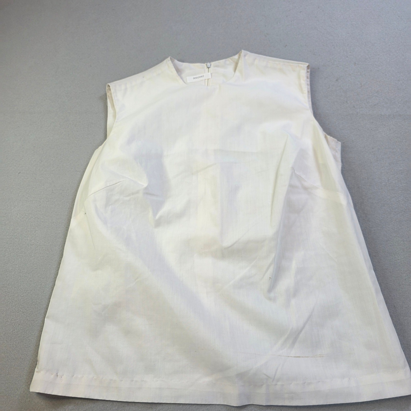 Vintage White Sleeveless Shell Top High Neck Zip Back Project Piece DIY 15.5